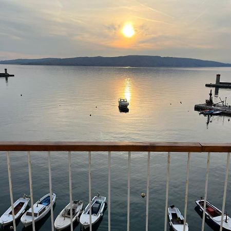 Apartment Sun&Sea, Senj, Prvi Red Do Mora Senj  Bagian luar foto