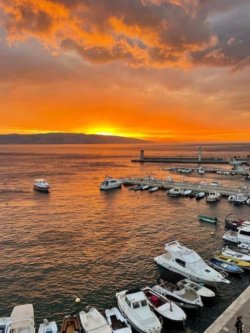 Apartment Sun&Sea, Senj, Prvi Red Do Mora Senj  Bagian luar foto