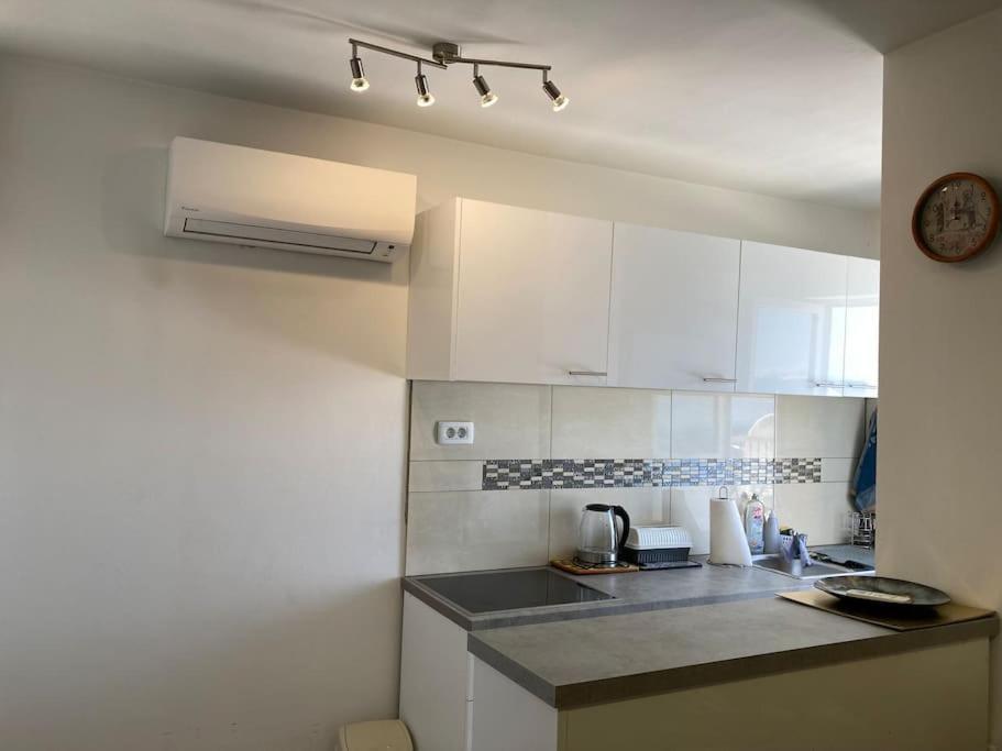 Apartment Sun&Sea, Senj, Prvi Red Do Mora Senj  Bagian luar foto