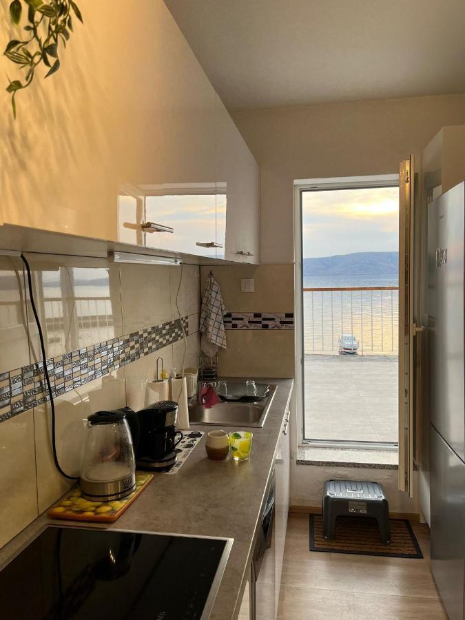 Apartment Sun&Sea, Senj, Prvi Red Do Mora Senj  Bagian luar foto